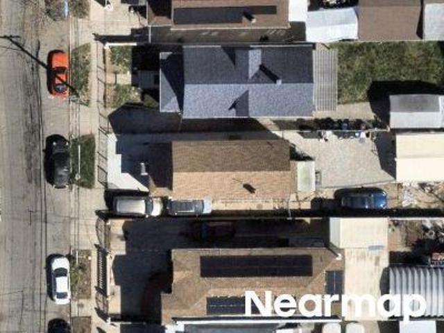 House for sale in Queens, Arverne
