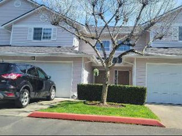 Condo for sale in Lynnwood