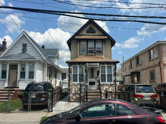 Property for sale in Queens, Arverne