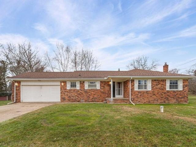 House for sale in Fenton, Michigan