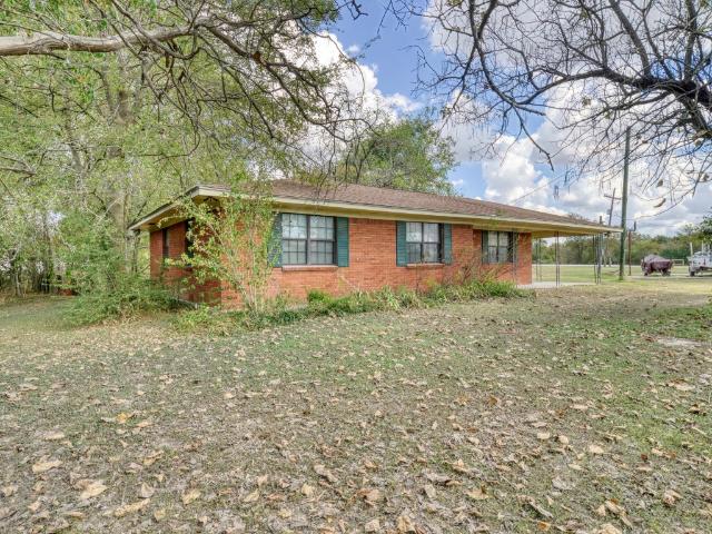 House for sale in North Zulch, Texas