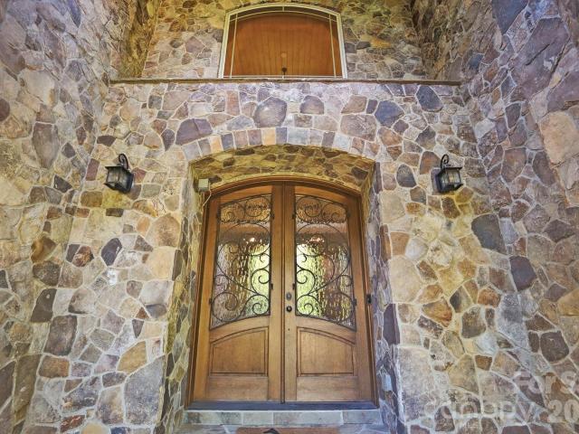 House for sale in Mecklenburg, North Carolina