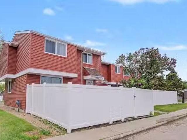 Condo for sale in Wedgewood, Alberta