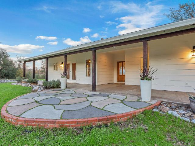 House for sale in Shasta, California
