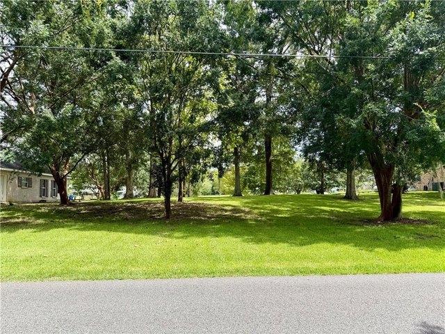 Land for sale in Saint Amant, Louisiana