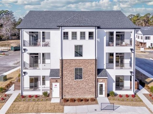 Townhouse for sale in Virginia