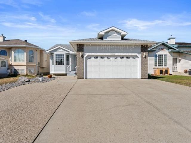 House for sale in Wedgewood, Alberta