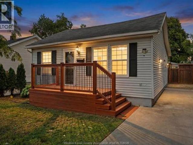 House for sale in East Windsor, Windsor