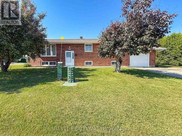 House for sale in Connaught, Ontario
