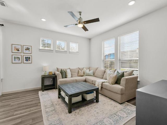 Townhouse for sale in Flower Mound, Tarrant County