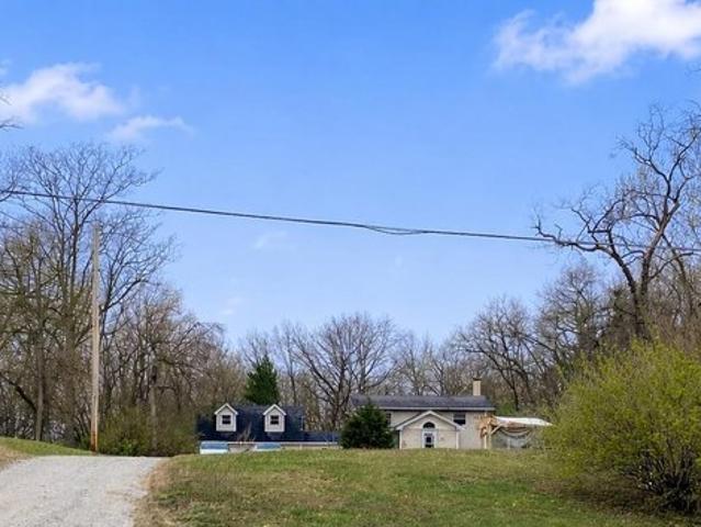 House for sale in Demotte, Indiana