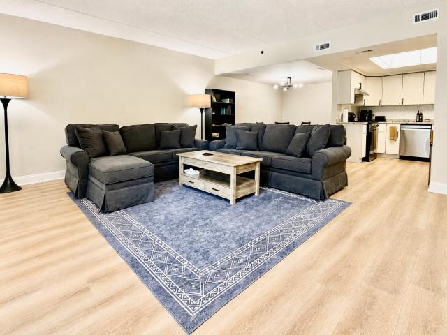 Condo for sale in Des Plaines, Illinois