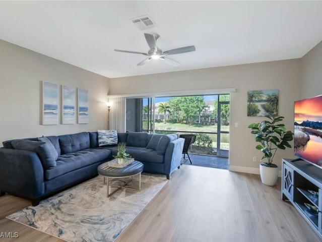Townhouse for sale in Cape Coral