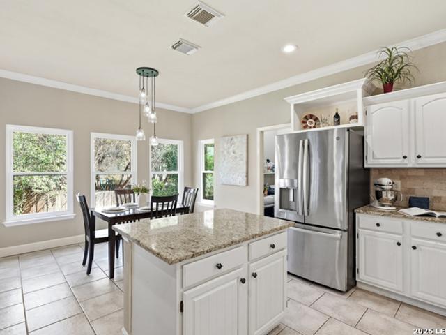 House for sale in Universal City, Texas