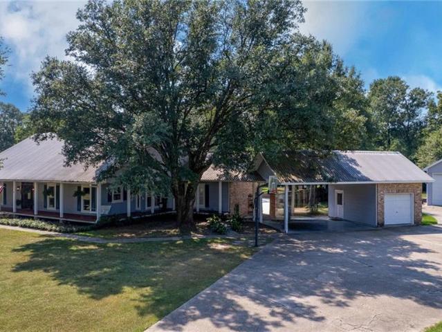 House for sale in Greenwell Springs, Louisiana