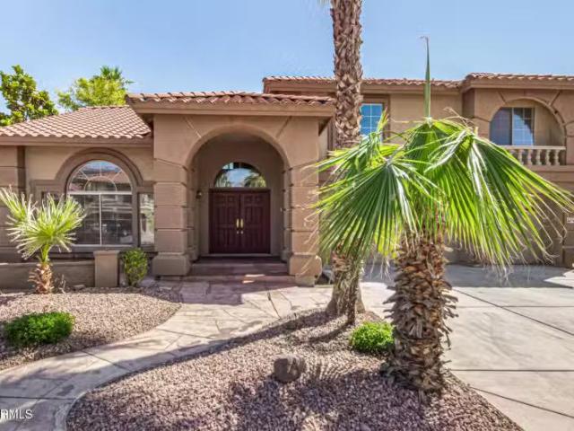 House for sale in Avondale
