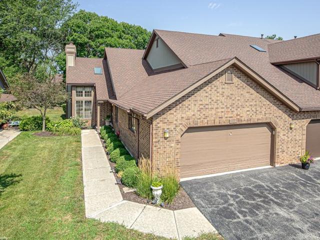 Townhouse for sale in Palos Heights, Illinois