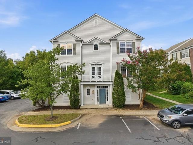 Townhouse for sale in Virginia