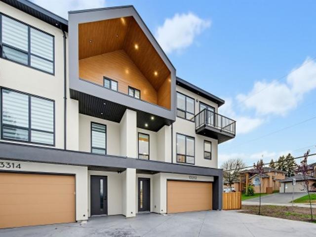 Duplex for sale in Panorama Ridge, Surrey