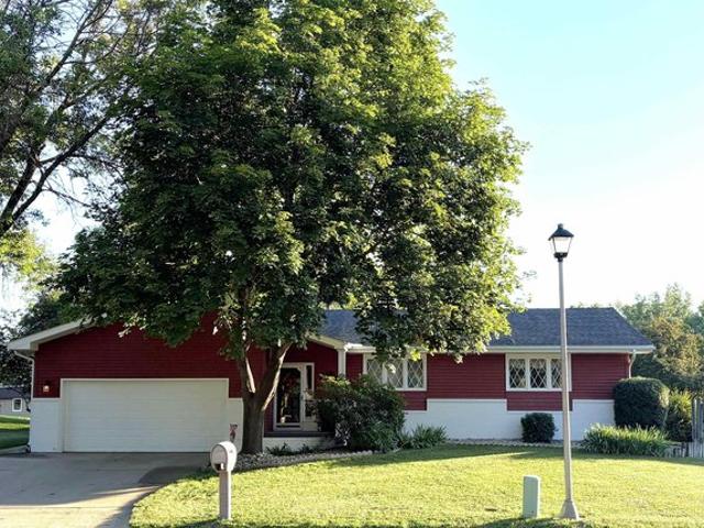 House for sale in Woodbury, Iowa