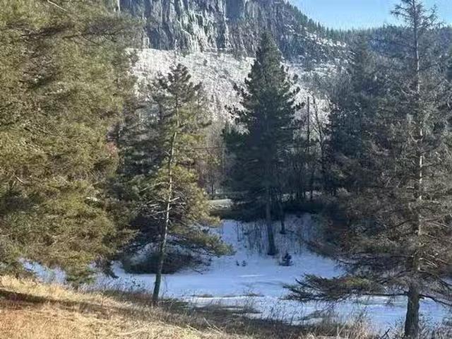 House for sale in Thunder Bay, Northwestern Ontario
