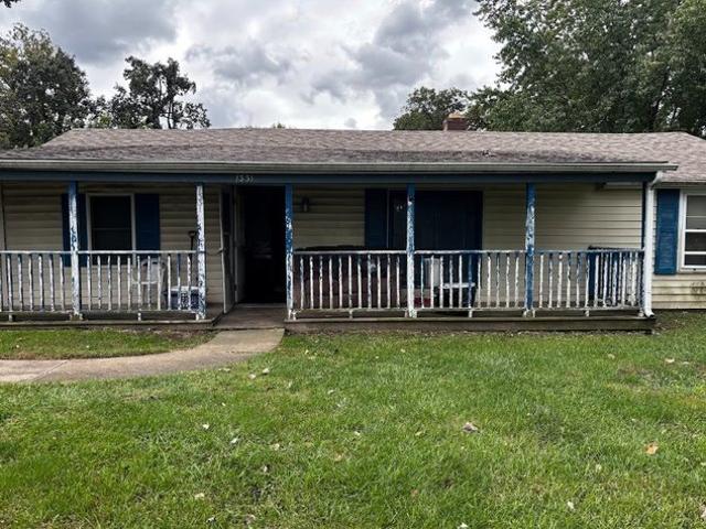 House for sale in Aurora, Kane County
