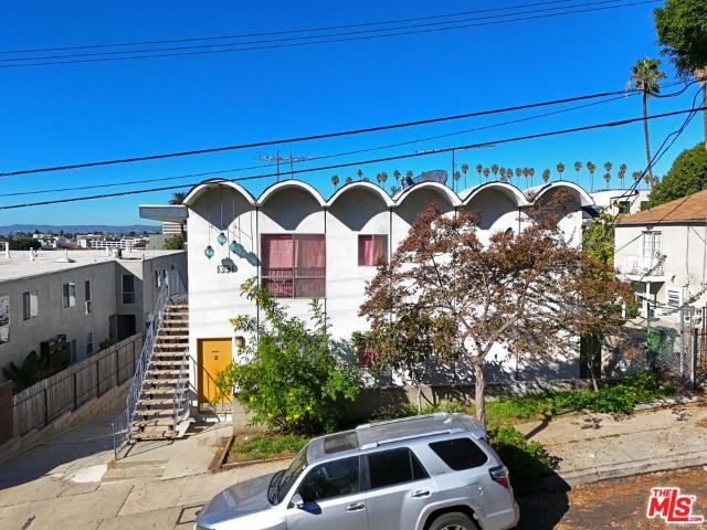 House for sale in Canoga Park, California