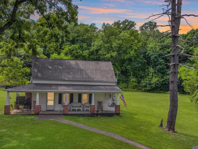 House for sale in Rocky Ridge, Maryland