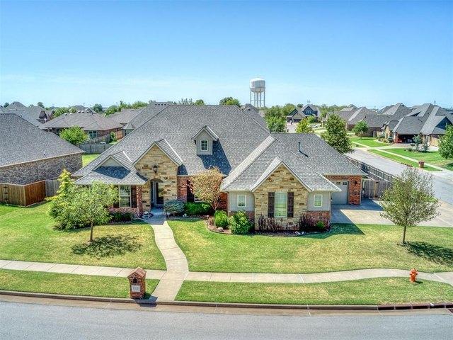 House for sale in Yukon, Oklahoma