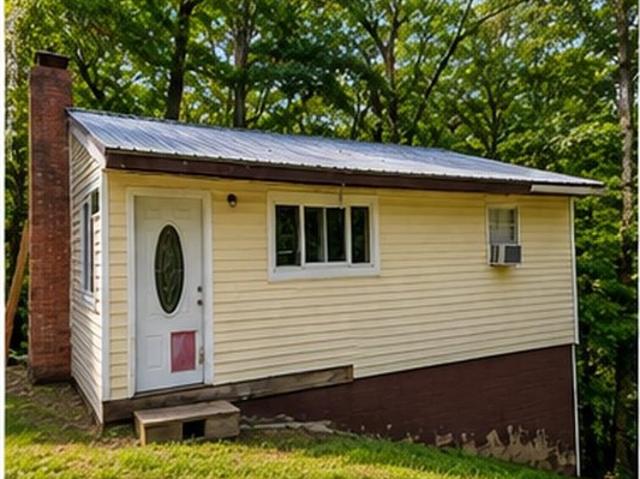 House for sale in Sainte Genevieve, Missouri