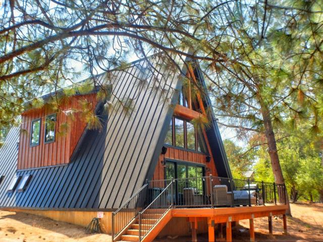 House for sale in Groveland, California