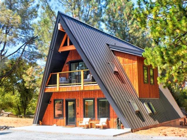 House for sale in Groveland, California