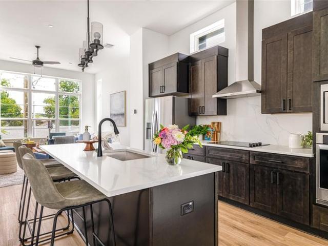 Condo for sale in Farmers Branch, Texas