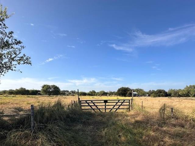 Land for sale in Atascosa, Bexar County