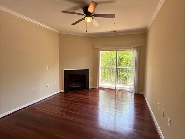 Condo for sale in Centreville