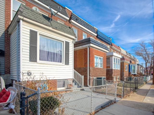 Property for sale in Gibsonton, Maryland