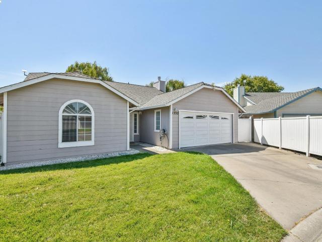 House for sale in Walnut Grove, California