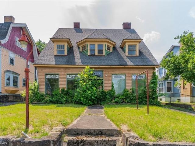 House for sale in Youngstown, Ohio