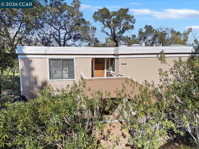 Condo for sale in Walnut Creek, California