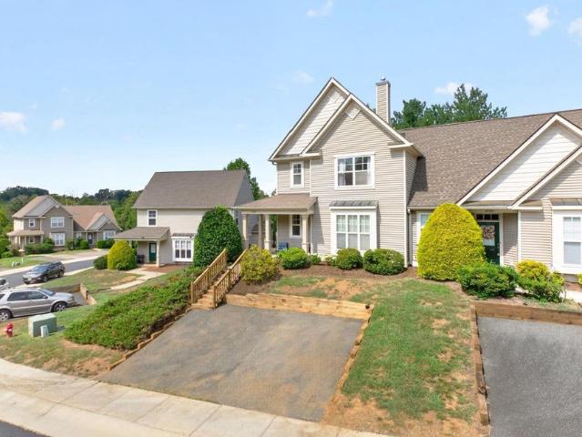 Townhouse for sale in Virginia
