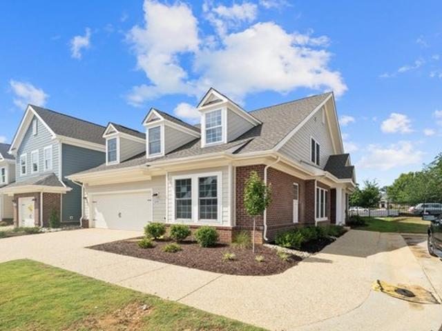 Townhouse for sale in Virginia