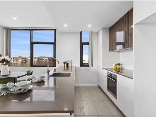 Apartment for rent in Barton, South Canberra