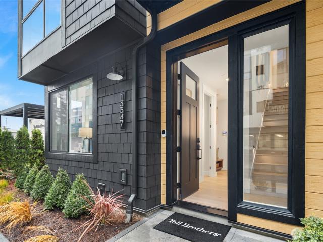 Condo for sale in Woodinville, Washington