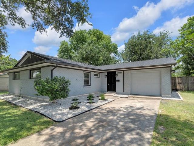 House for sale in Farmers Branch, Texas
