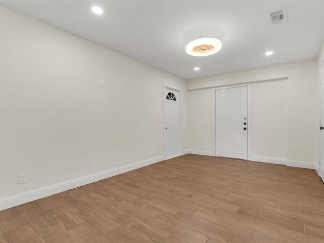 House for sale in Farmers Branch, Texas