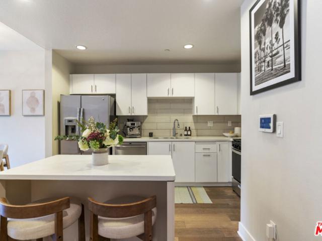 Condo for sale in Canoga Park, California