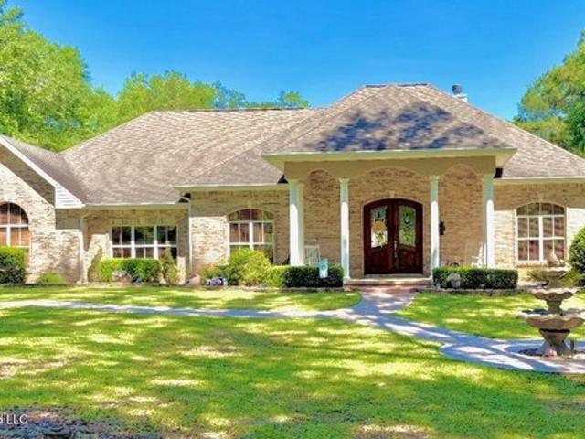 House for sale in Pass Christian, Mississippi