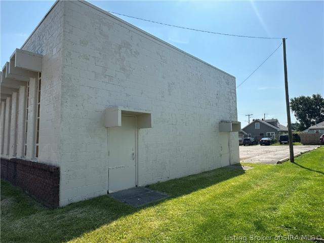 Commercial for sale in New Albany, Indiana