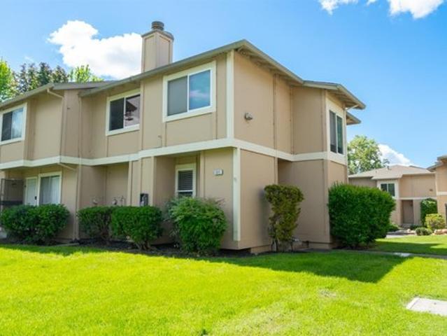 Condo for sale in Rohnert Park, California
