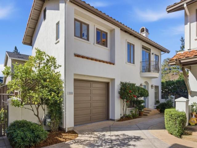 Townhouse for sale in San Mateo, California